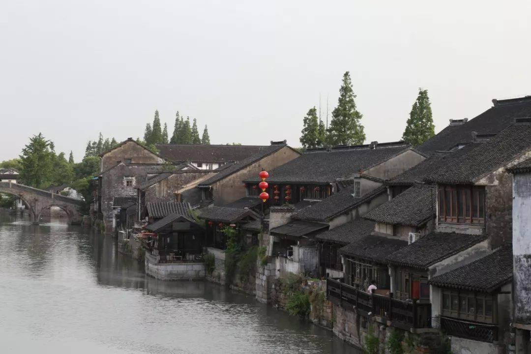 美丽的铅笔裙